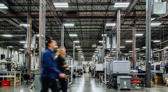 在岸选择提供更有效的供应链管理