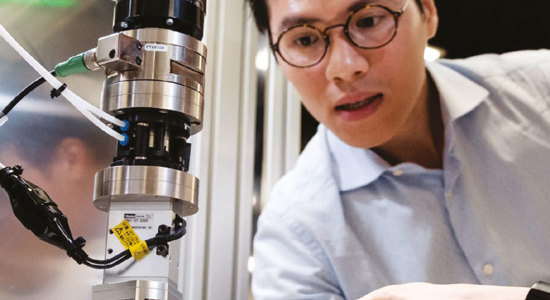 工程师与机器人