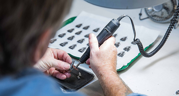 在构建后加工DMLS部件