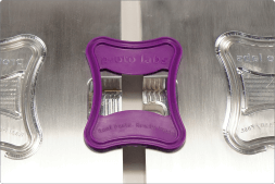 硅橡胶零件制造与铝工具