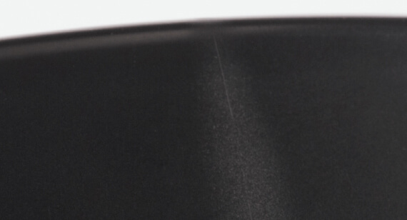 有编织线缺陷的塑料模塑件