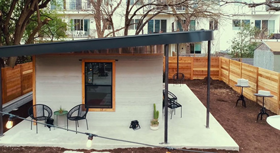 molded part with parting line