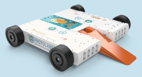 在BattleBot DUCK的羽毛下挖掘!