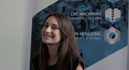 Interview mit Léa Gimenez, Customer Service Representative