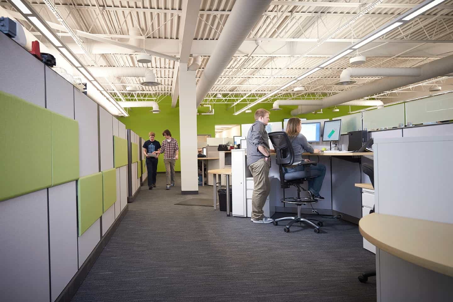 应用工程师讨论3D打印CAD模型